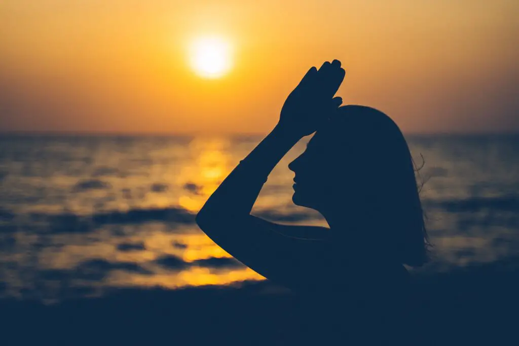woman silhoutte on a sunset